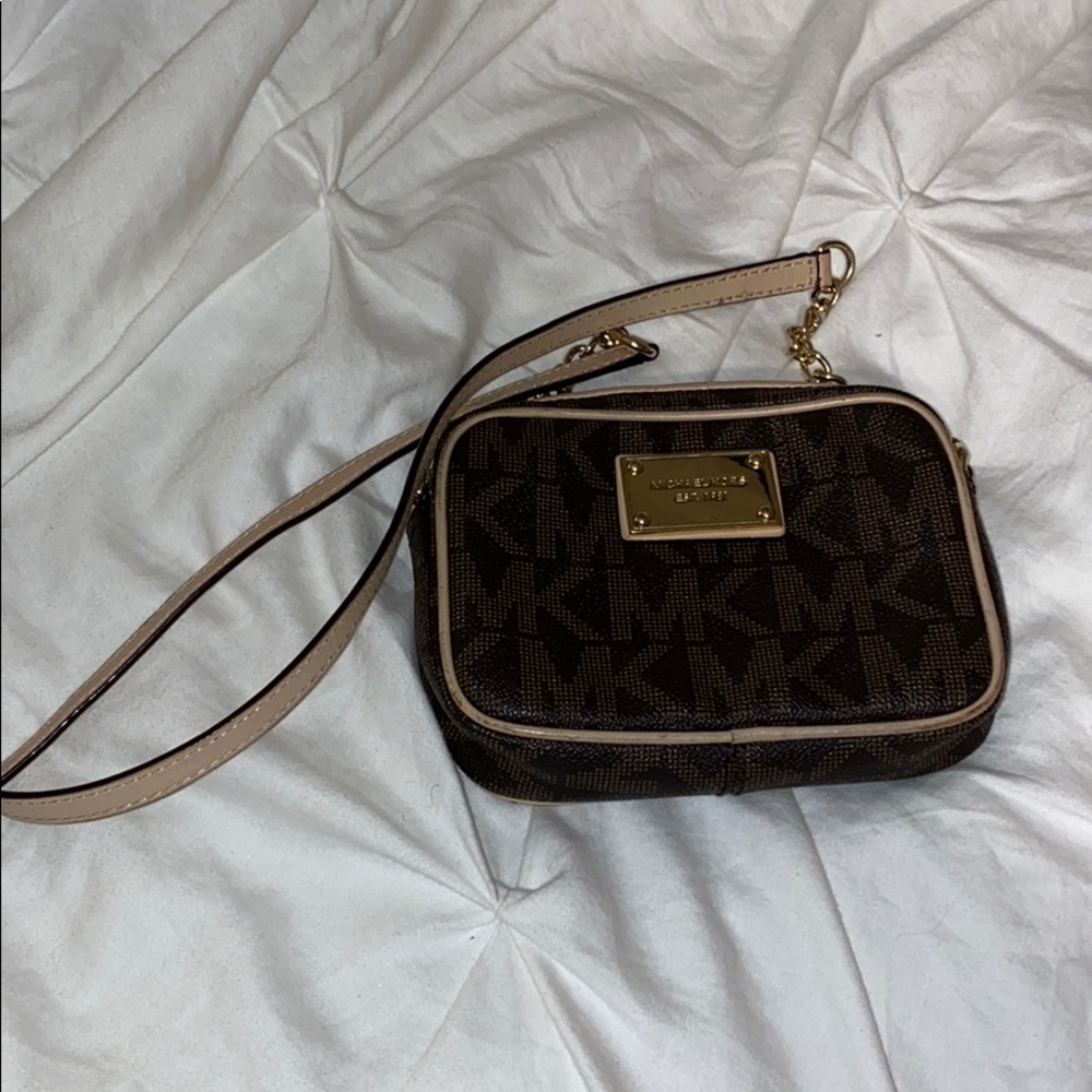 used Michael Kors small crossbody